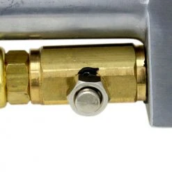 Milton Extended Reach Tire Inflator Gauge, 10 to 160 PSI, 2' Hose - 517 -Globalindustrial Car Shop 517 deflatrcloseup